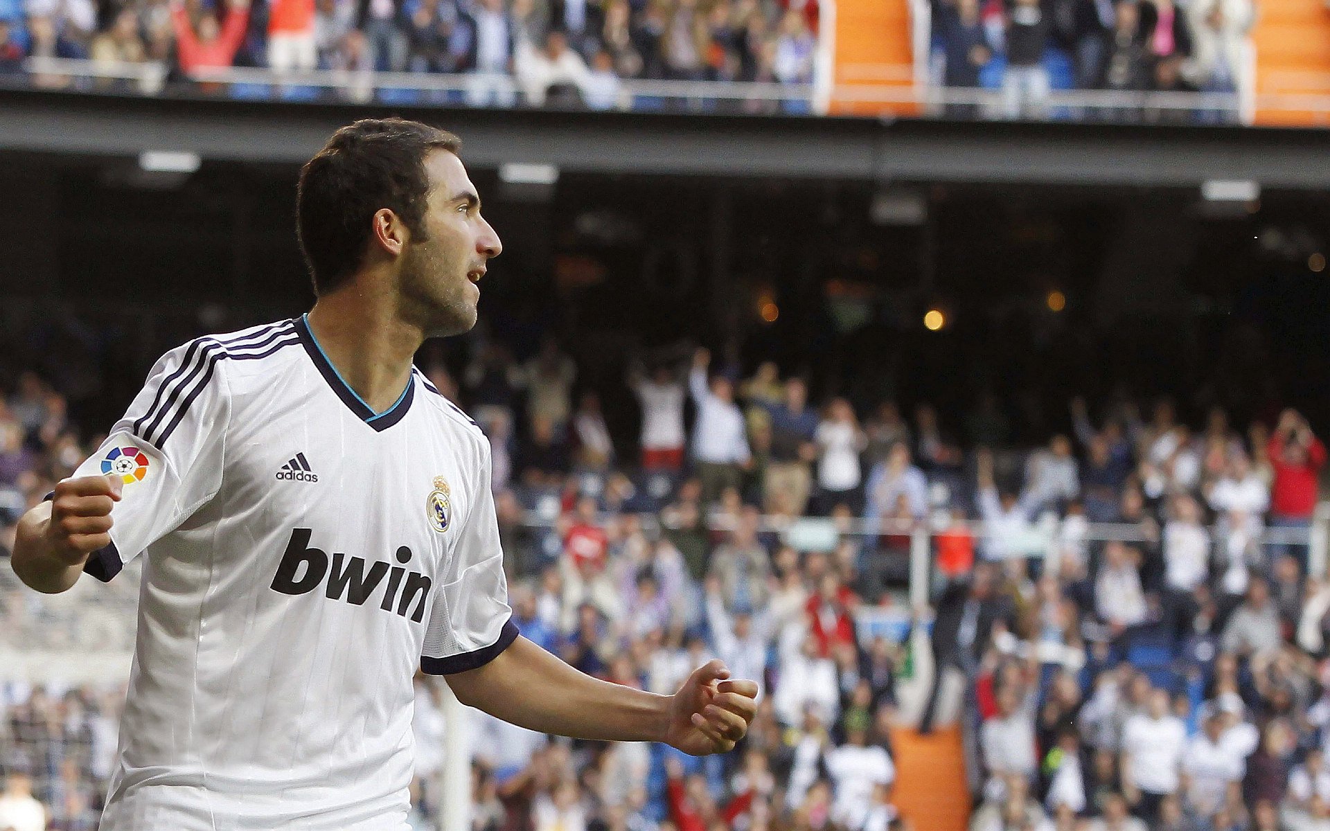 中国足球新星崭露头角,中国足球 新星